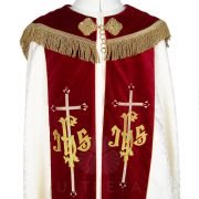 capa pluvial roja y blanca