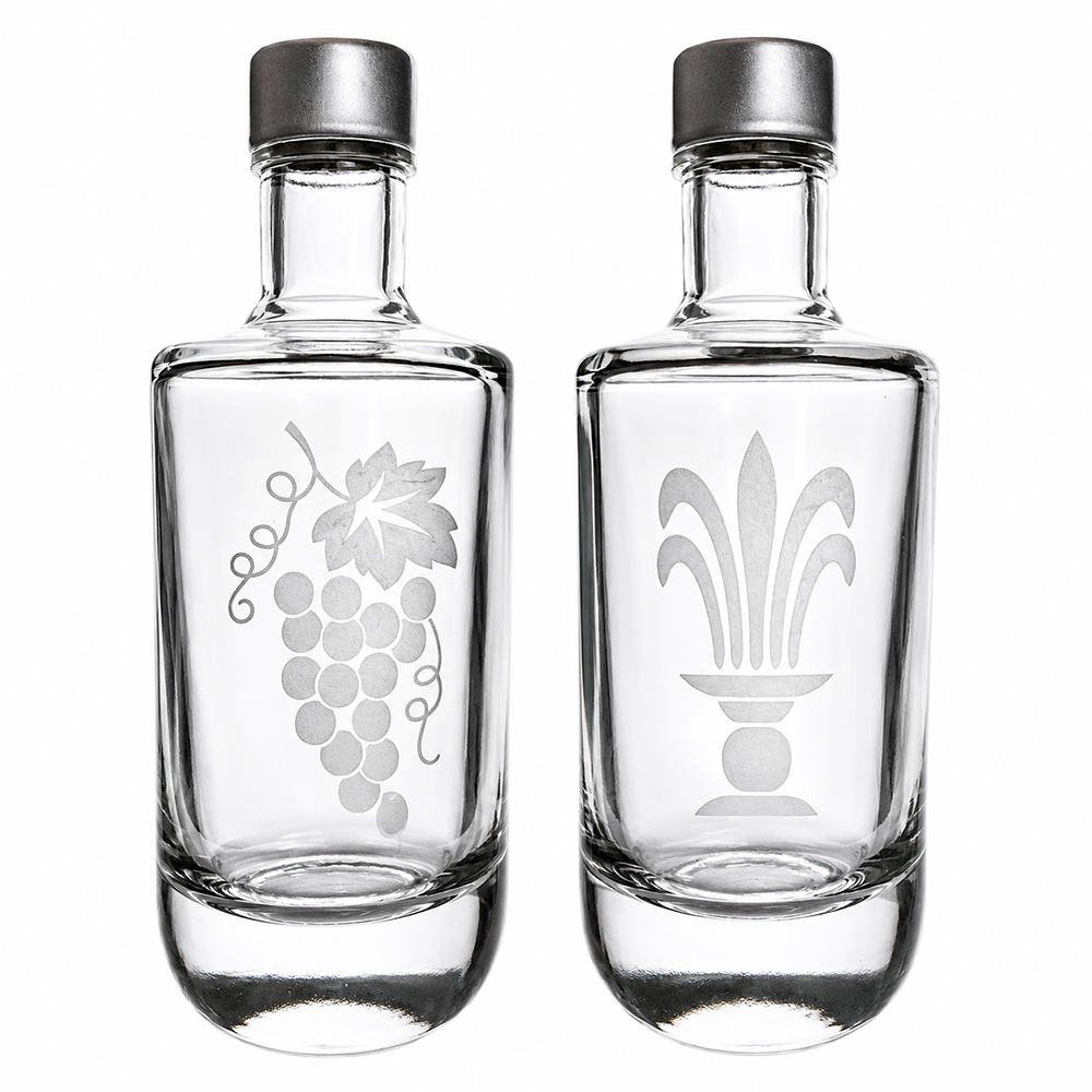 vinajeras botellas de cristal agua y vino